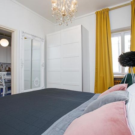 Apartment Peegel In City Center Free Parking Tallinn Exterior photo