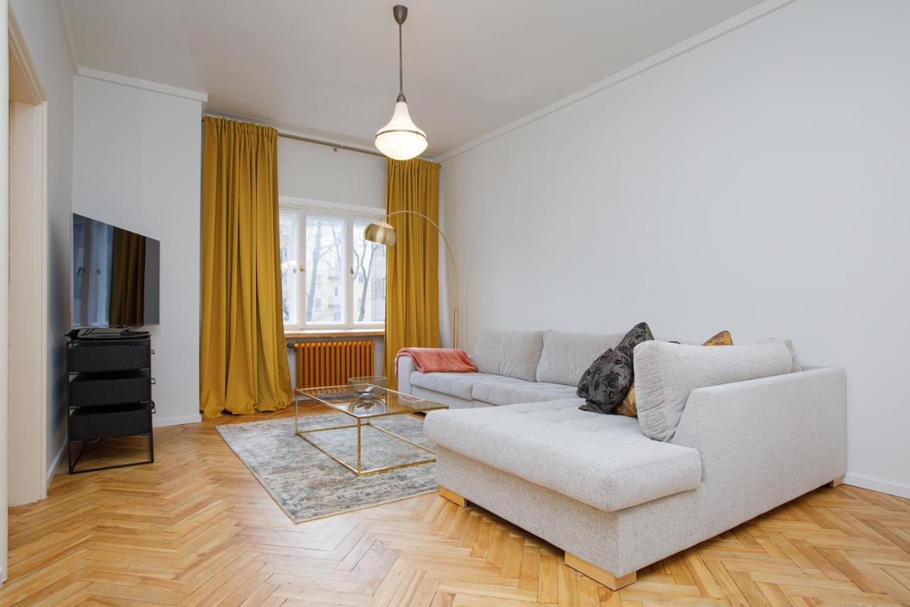Apartment Peegel In City Center Free Parking Tallinn Exterior photo