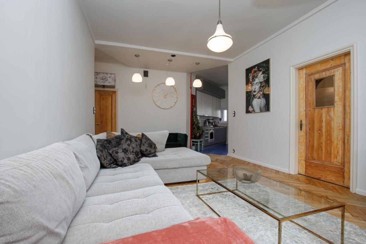 Apartment Peegel In City Center Free Parking Tallinn Exterior photo