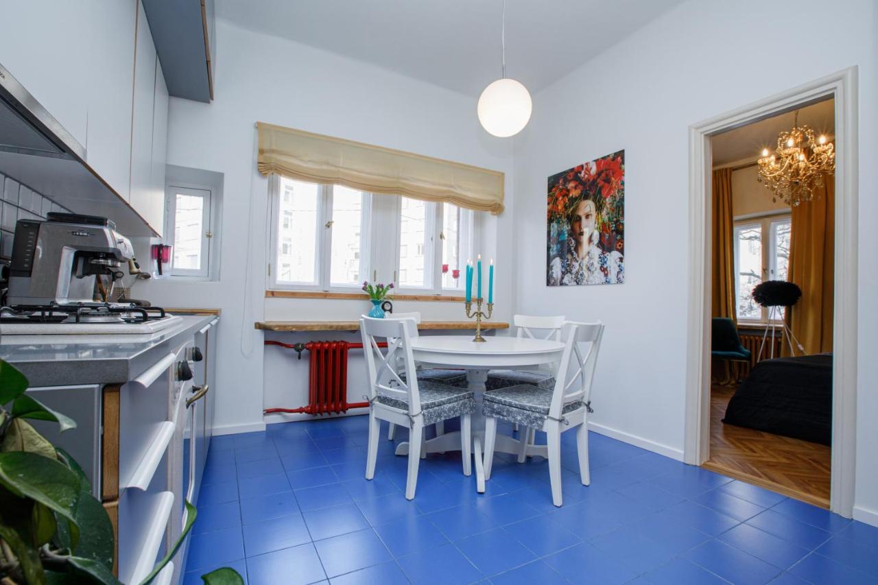Apartment Peegel In City Center Free Parking Tallinn Exterior photo
