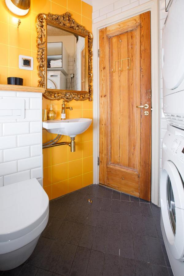 Apartment Peegel In City Center Free Parking Tallinn Exterior photo